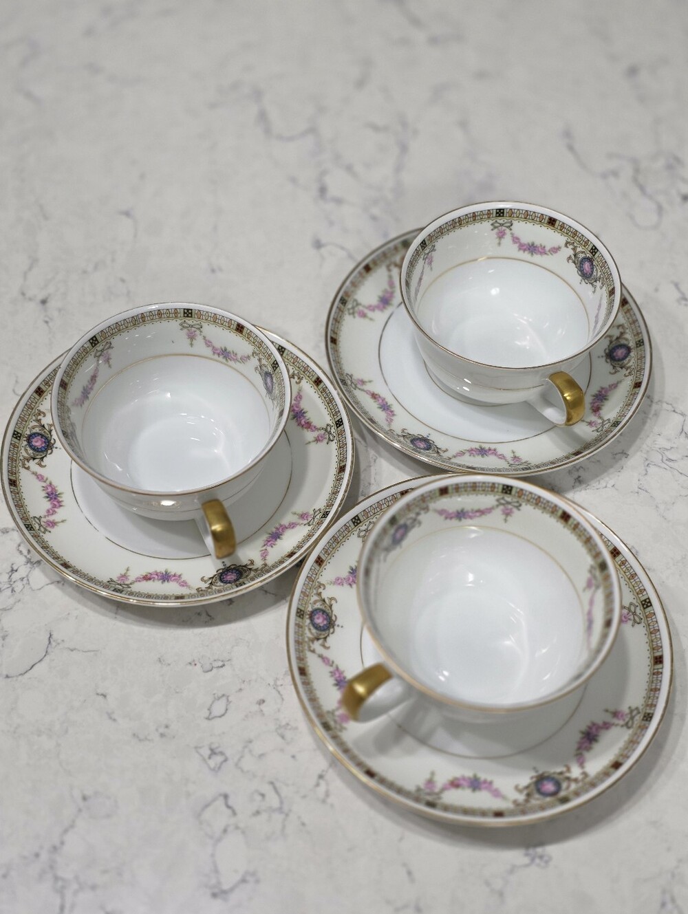 Set of 2 Antique Eamag Alt Schönwald Bavaria Tea Cups & Saucers + 1 Spare Set
